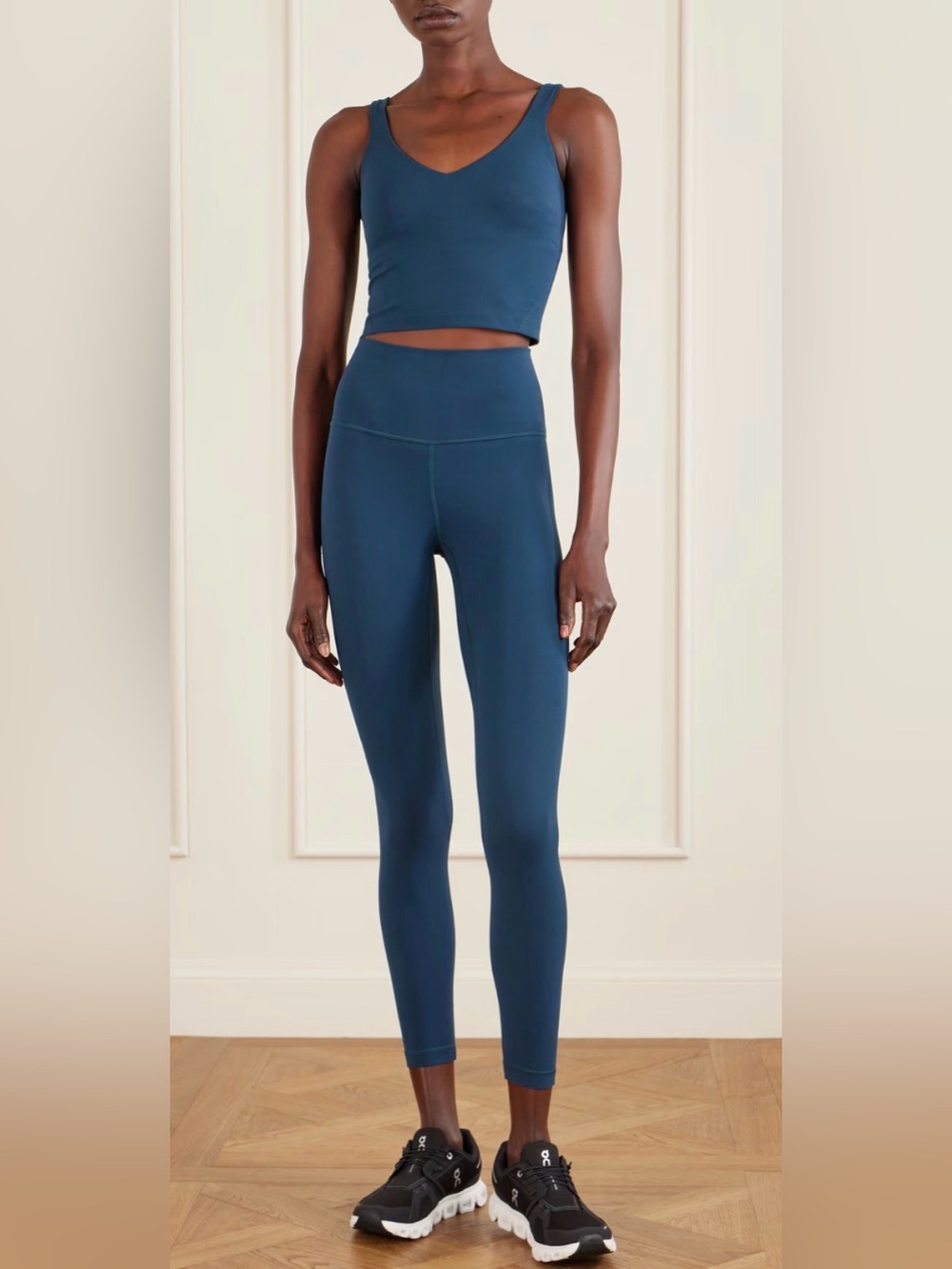 Lululemon Align Nulu Cropped Blue Tank Built-In Bra Women’s 0